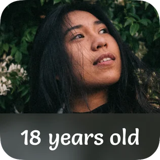 Kidgets photo age widget showing 18 years old